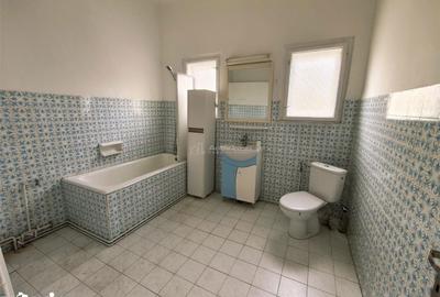 Casă cu 4 camere cu Canalizare în Ultracentral - 12