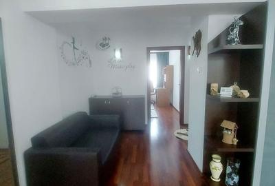 Apartament cu 3 camere decomandat în Central - 5