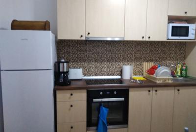 Garsonieră decomandată, mobilată în Central - 4