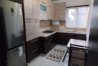 Apartament cu 2 camere decomandat în 9 Mai - 6
