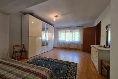 VILA MODERNA cu gradina in Schei - 19