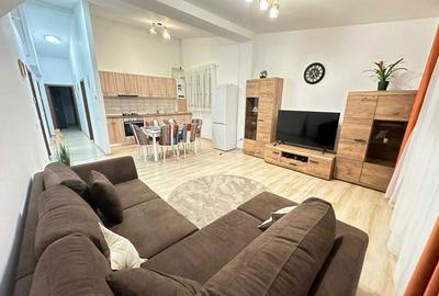 Apartament cu 3 camere decomandat în Sisești - 1