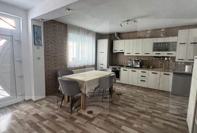 Casă cu 4 camere cu Teren 1420 Mp în Șofronea - 7