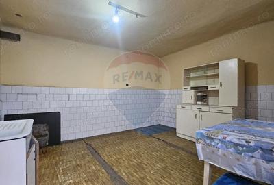 Casă cu Canalizare în Sud - 8