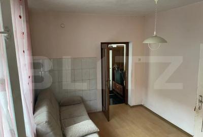 Casă cu 5 camere cu Teren 986 Mp în Pericei - 1