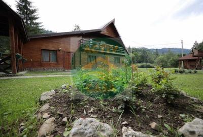Casă individuală cu 6 camere cu Teren 1700 Mp în Durău - 2