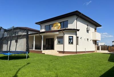 Vila Individuala 5 camere Cu Magazie si Pivnita - 530mp Teren! - 2