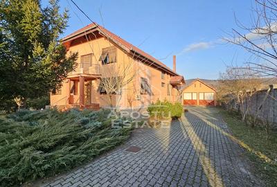 Vila de vanzare in Ghioroc - 2