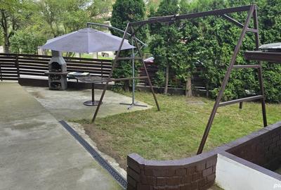 Pensiune cu 2 apartamente independente (total 8 camere) in Poiana Tapului - 2