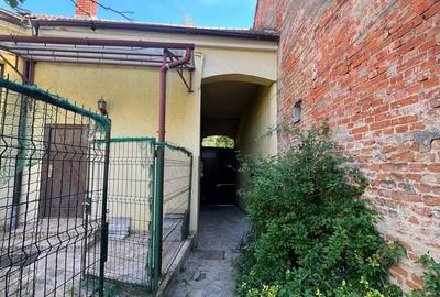 Apartament cu 3 camere în Ultracentral - 3