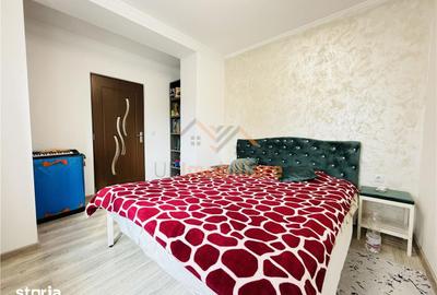 Casă cu 5 camere cu Teren 1000 Mp în Girișu de Criș