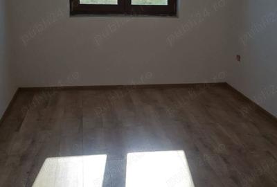 Casă cu 4 camere în Săcălaz - 7