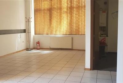 Spațiu comercial, 62 mp în Găvana 3