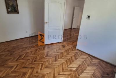 Apartament 2 camere cf 1 semidecomandat zona Centrala - 2