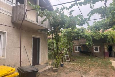 Casa recent renovata, 2023 mp teren, comuna Leu - 3