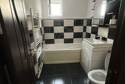 Apartament cu 3 camere în Micro 20 - 8