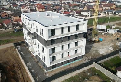 Apartament cu 2 camere decomandat în Exterior Est - 1