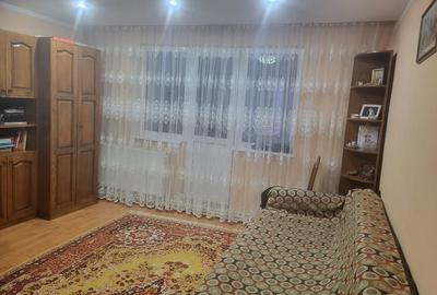 Apartament cu 3 camere decomandat în Sfântu Ilie - 2