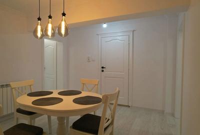 Apartament cu 2 camere decomandat, mobilat în Central