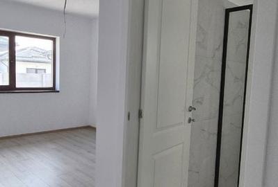 Casă cu 4 camere cu Teren 400 Mp în Domnești - 7