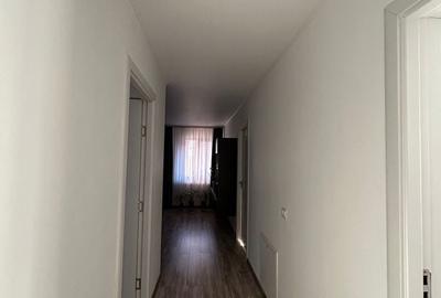 Apartament cu 4 camere decomandat în Petrești - 6