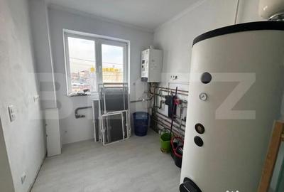 Spațiu comercial, de 9,000 mp, în Central - 12