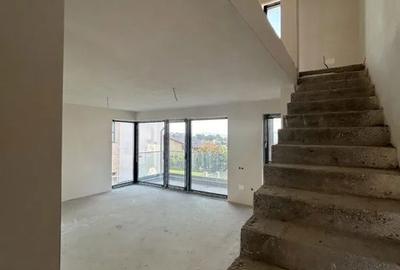 Casă cu 4 camere cu Canalizare în Andrei Mureșanu - 3