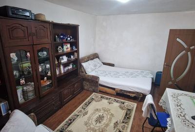 Zona Ciresica, 2 camere decomandate cu suprafata utila de 59 mp.