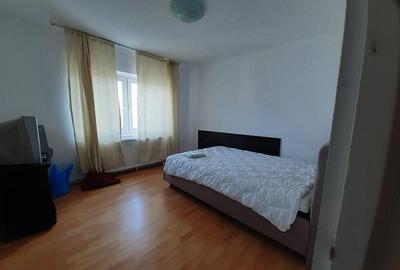 Apartament cu 2 camere decomandat în Central - 2