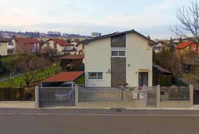 Casa individuala, cu piscina, pe strada privata, cartier Borhanci - 2