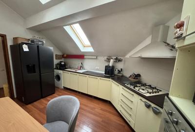 Apartament cu 3 camere decomandat în Central - 13