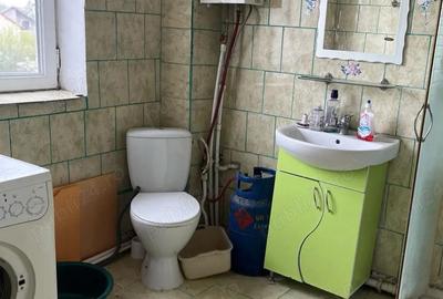 Casă cu 3 camere în Cârcea - 1