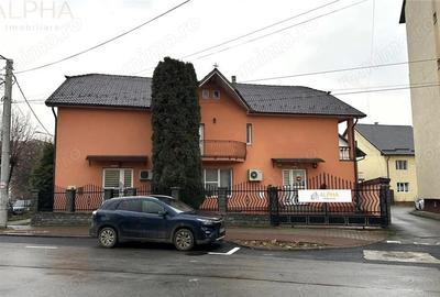 Vila Impunatoare cu 13 Camere Ideala pentru Clinica, After-School sau alte activitati comerciale - 17