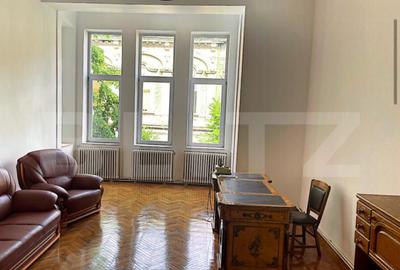 Apartament cu 4 camere decomandat în Central - 2