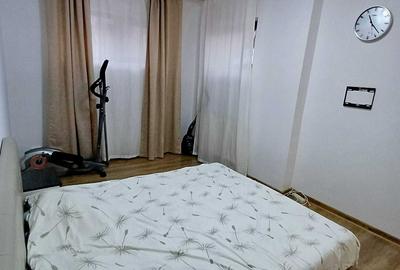 Apartament cu 3 camere semidecomandat în Central - 6
