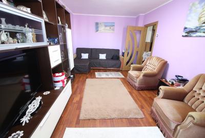 Apartament cu 2 camere decomandat în - 2