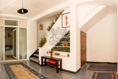 Pensiune | AirBnB | Zona Colosseum Mall - 3