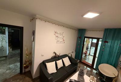 Apartament cu 3 camere decomandat în Exterior Vest - 2