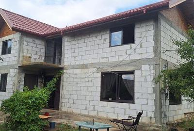 Casă cu 4 camere cu Teren 140 Mp în Mihai Bravu - 2