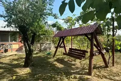 Casă cu 5 camere cu Canalizare în Ion Roată - 11