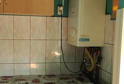 Inchiriat 2 camere de comandate zona Bucovina