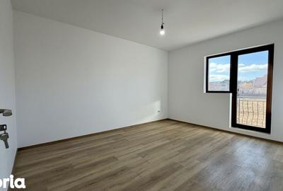 Apartament cu 2 camere decomandat în Ciurea - 11