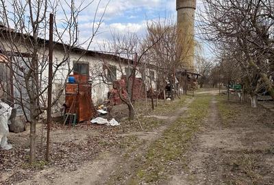 Spațiu comercial, de 1,800 mp, în Central - 3