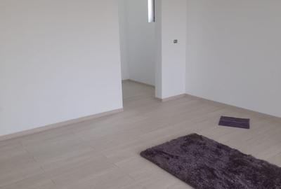 Duplex cu 4 camere cu Canalizare în Săftica - 15