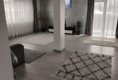 Casă cu 4 camere în Central - 5