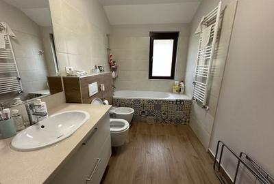 Duplex cu 5 camere de vanzare  în zona Aradului - 29