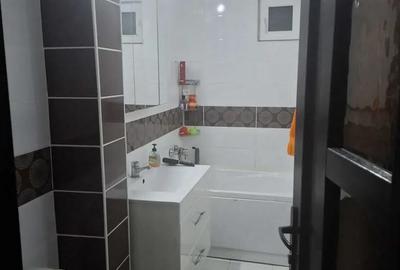 Apartament cu 3 camere decomandat în Central - 3