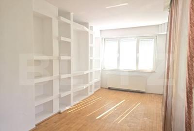 Casa cu piscina ,7 camere, 447 mp - teren 1535mp, Vetis - 12