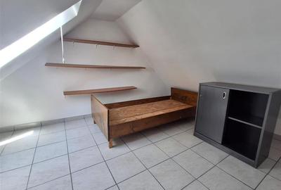 Apartament cu 3 camere semidecomandat în Tilișca - 2