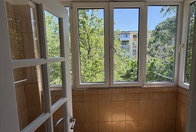 Apartament cu 2 camere decomandat în Rovine - 3